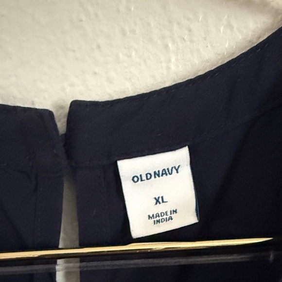 Old Navy Navy Blue Sleeveless Blouse - Picture 2 of 5